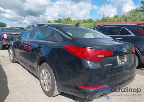 2011 Kia Optima Lx z USA, uszkodzony, nr VIN KNAGM4A75B5068027